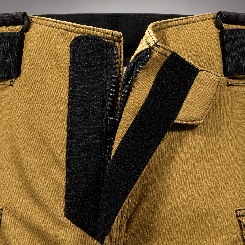 Front view of INNOTEX RDG40 turnout pants with cargo pockets and reinforced knees