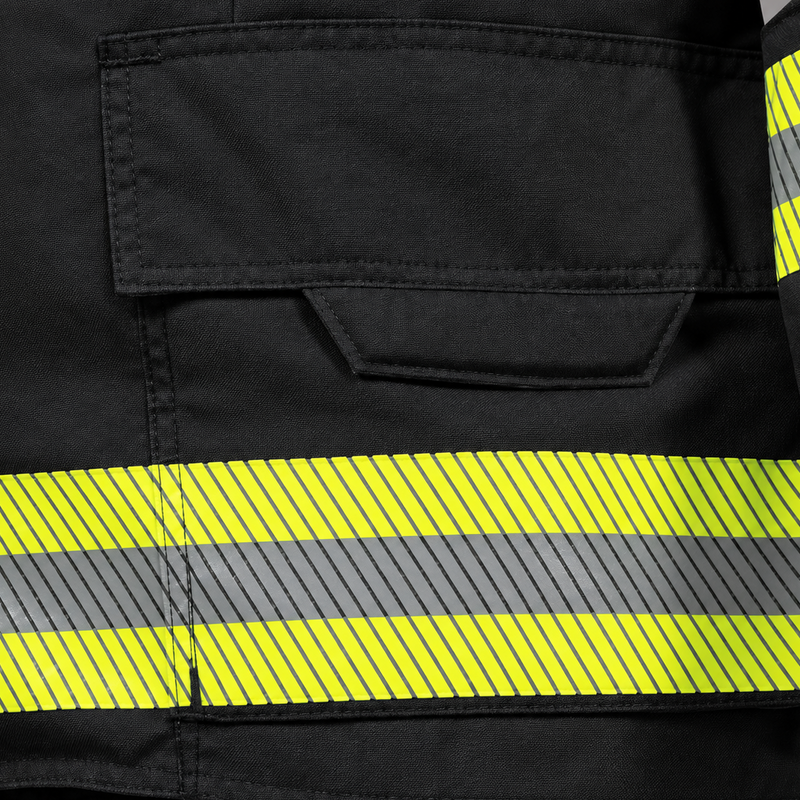 reflective-trim.png
INNOTEX RDG50 coat lower pocket with flap and pull tab above segmented lime-yellow and silver reflective trim.